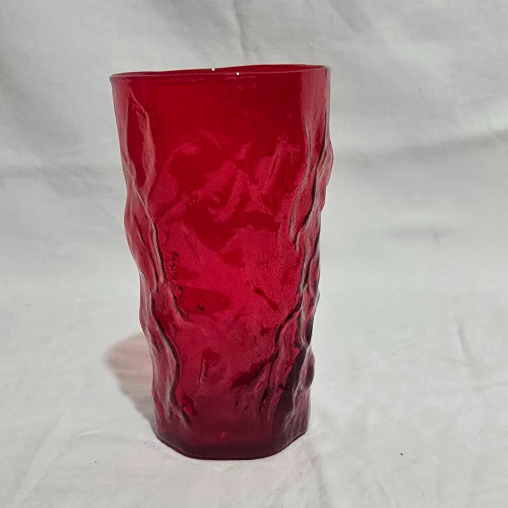 Seneca Driftwood Red Flat Ice Tea Glass 16oz. - Ruby Red Crinkle